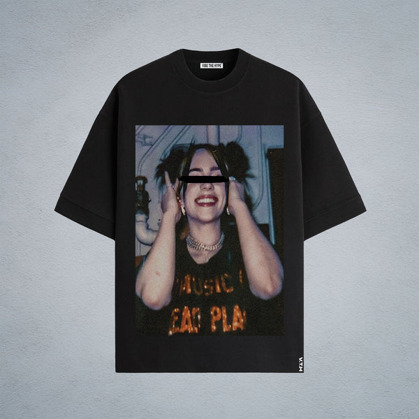 BILLIE EILISH OVERSIZED T-SHIRT IN BLACK (UNISEX)