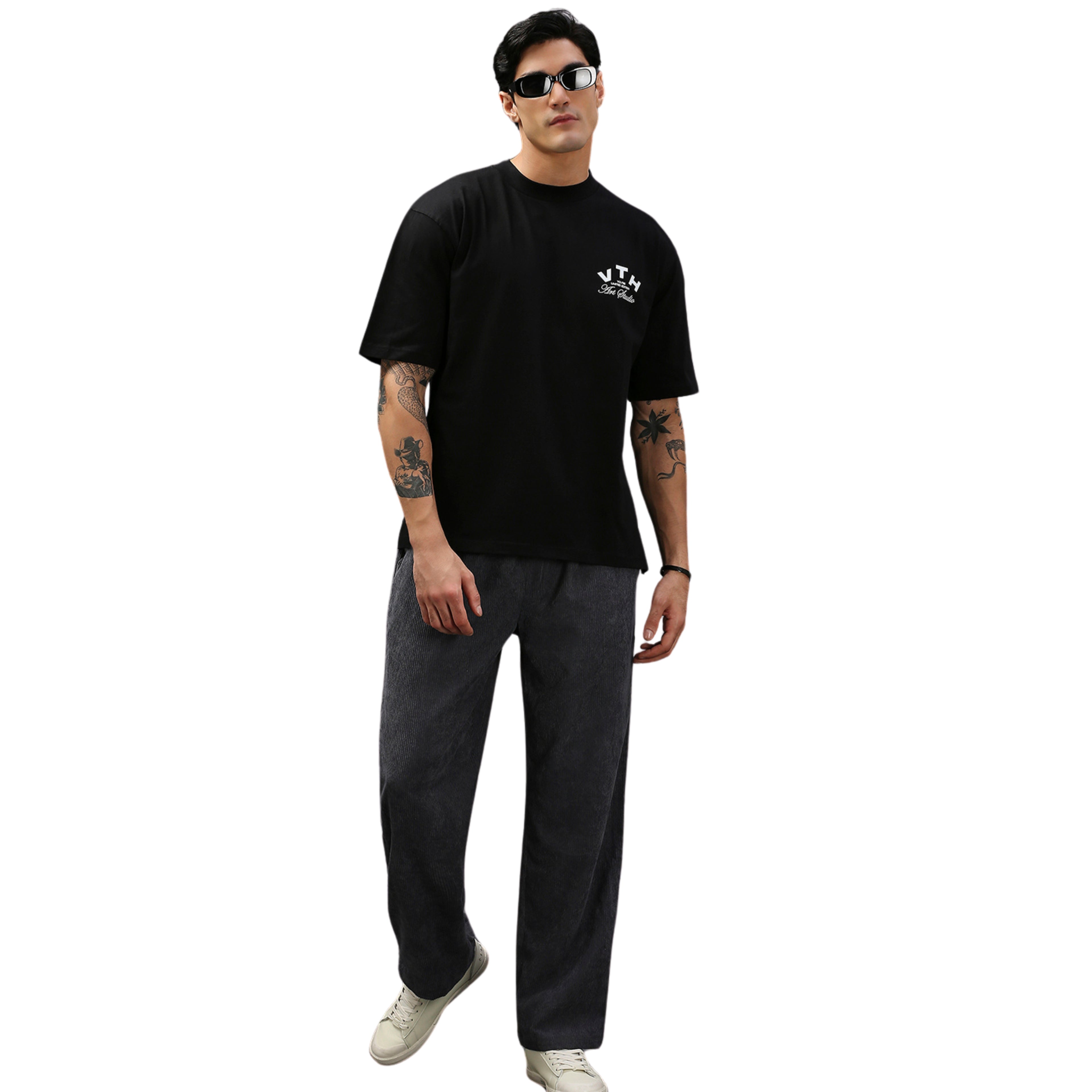 V.T.H Studio T-shirt