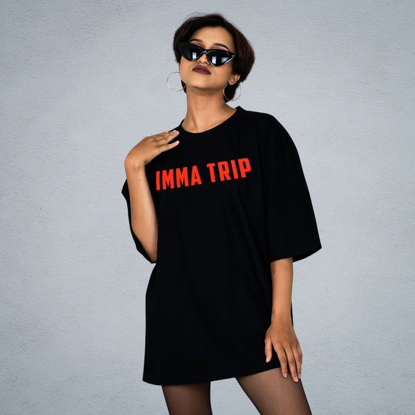 IMMA TRIP WOMEN OVERSIZED T-SHIRT IN BLACK