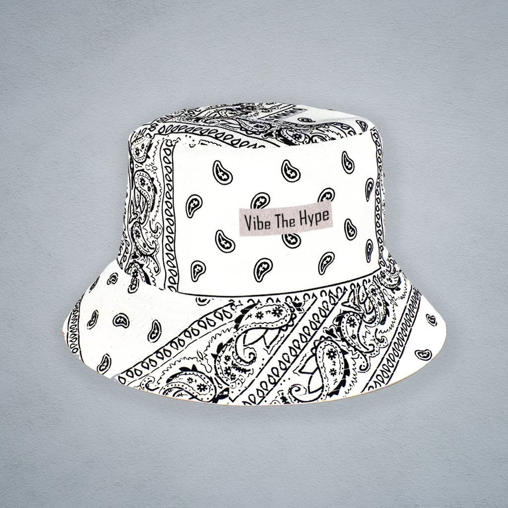 Reversal Bandana Bucket Hat in Black & white